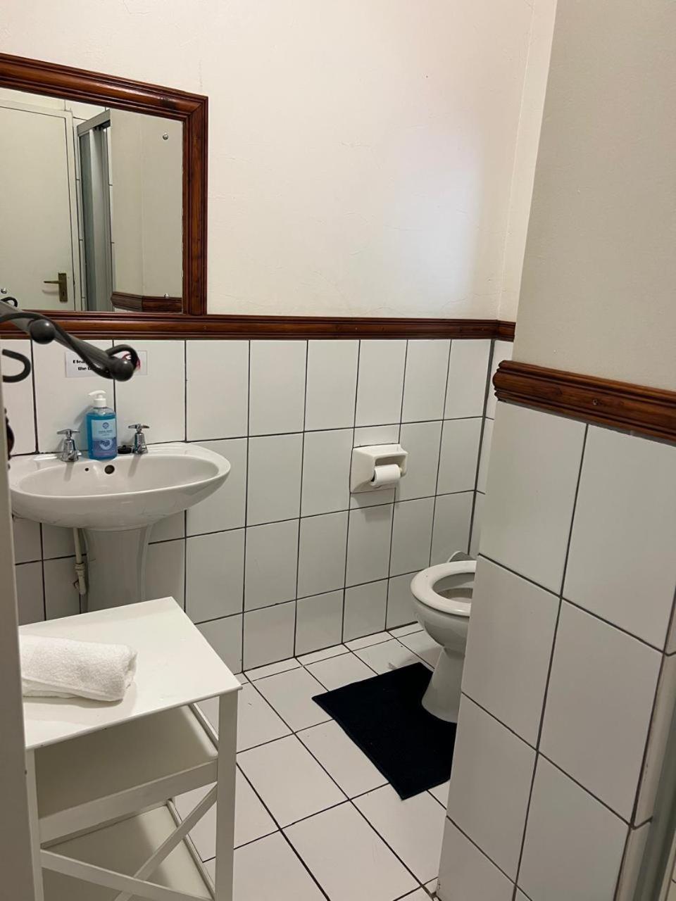 Barnyard Venue Hotel Ermelo Buitenkant foto