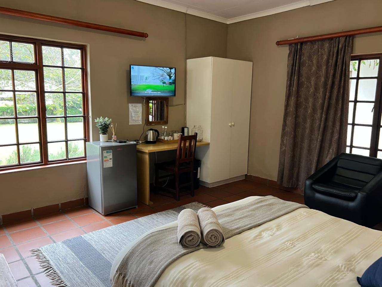 Barnyard Venue Hotel Ermelo Buitenkant foto