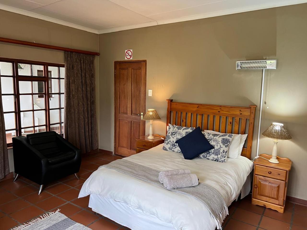 Barnyard Venue Hotel Ermelo Buitenkant foto