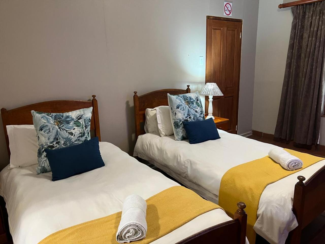 Barnyard Venue Hotel Ermelo Buitenkant foto