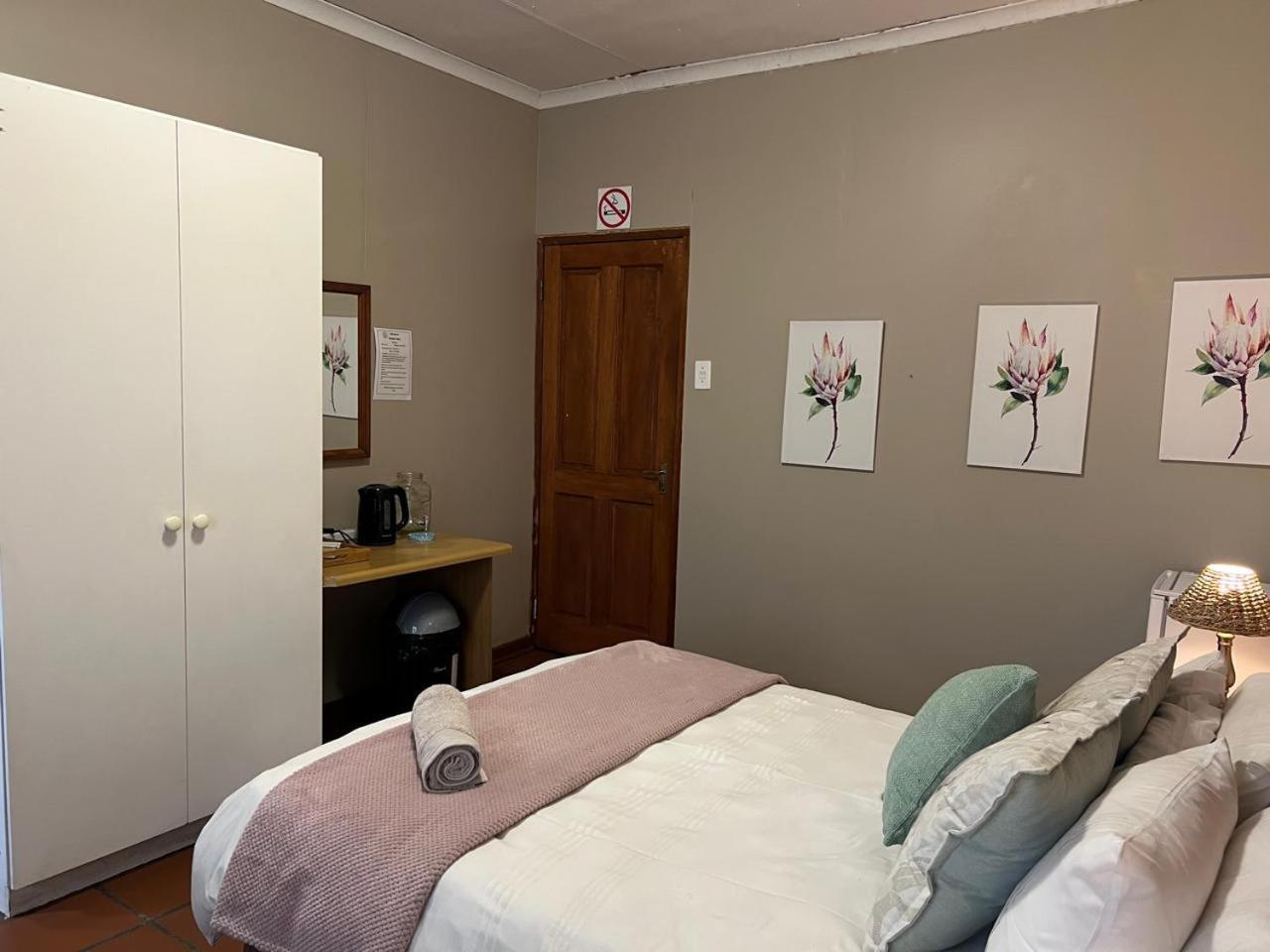 Barnyard Venue Hotel Ermelo Buitenkant foto